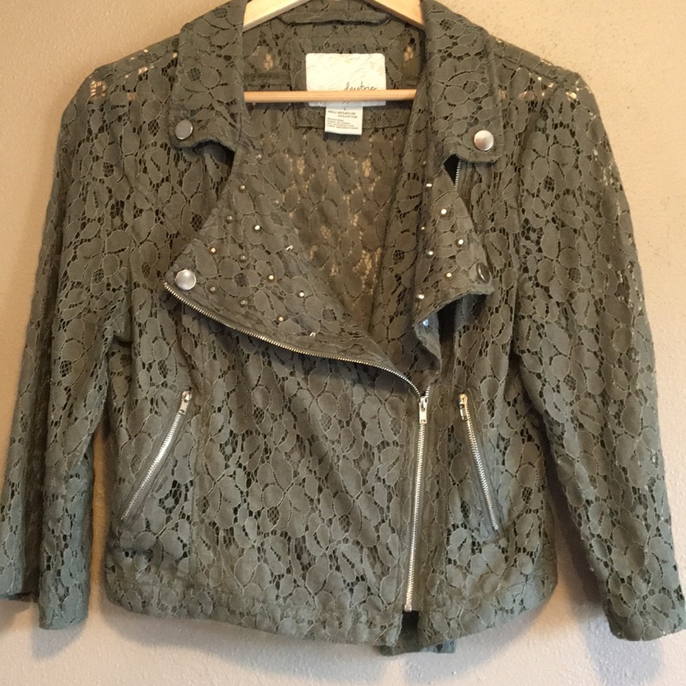 Green Lace Daytrip jacket